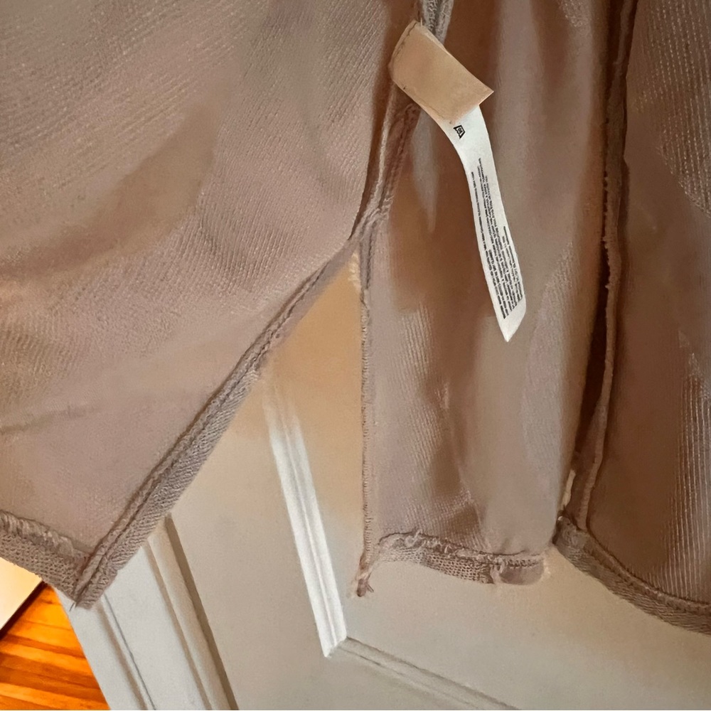 FP BEACH Drawstring Cropped Top - Picture 6 of 6
